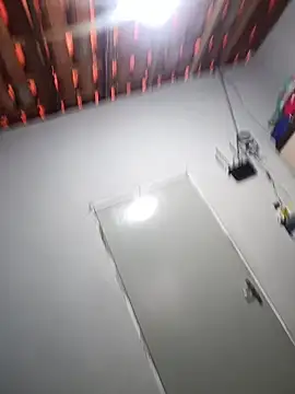 BarbaraDias8 online show from November 2025 06:52:02 PM