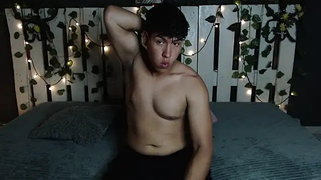 Matias Sky online show from November 2025 01:17:01 AM