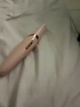  - - -sthefany - - - online show from November 2025 06:08:01 PM