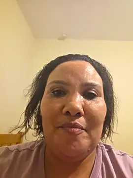 Snapshot of Curvy-Nthabi_X chatting on November 2025 07:47:02 PM Curvy-Nthabi X online show from November 2025 07:47:02 PM