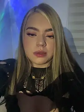 Snapshot of coco_bunnyy chatting on November 2025 05:16:02 AM coco bunnyy online show from November 2025 05:16:02 AM