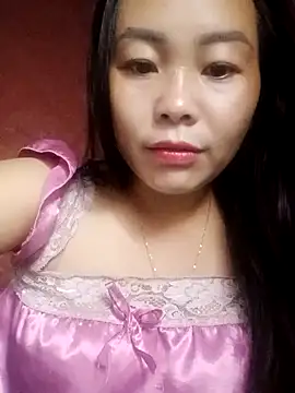 Qiune92 online show from November 2025 07:18:02 AM