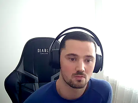 Handsomeboy4you online show from November 2025 02:06:02 PM