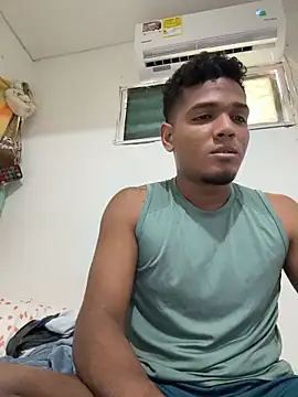 Snapshot of SeductivoX chatting on November 2025 07:57:01 PM SeductivoX online show from November 2025 07:57:01 PM