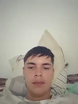 Snapshot of UnpaidMorn chatting on December 2025 11:21:01 PM UnpaidMorn online show from December 2025 11:21:01 PM