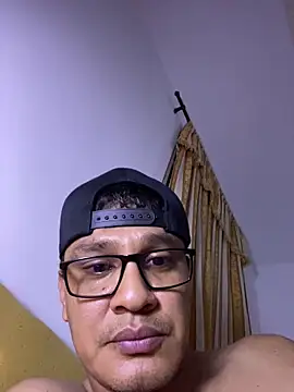 juanlopjl online show from November 2025 01:38:01 AM