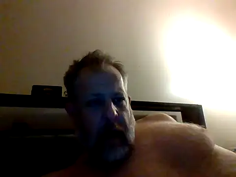 Snapshot of Mikey40wv chatting on November 2025 05:50:02 AM Mikey40wv online show from November 2025 05:50:02 AM