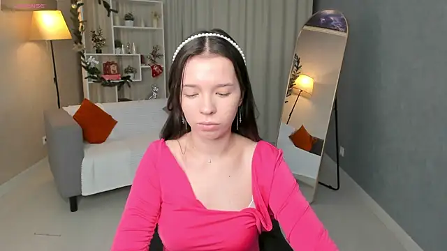 LisaWillsons online show from December 2025 01:10:01 AM