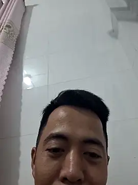 Hoang58236 online show from November 2025 06:04:02 PM