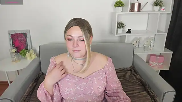 WendyHines online show from November 2025 01:49:02 AM