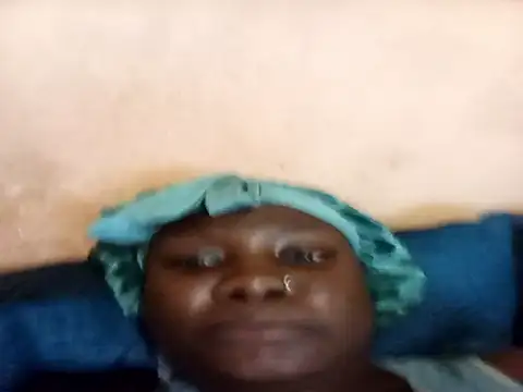 Snapshot of Kitty086 chatting on November 2025 12:02:02 PM Kitty086 online show from November 2025 12:02:02 PM