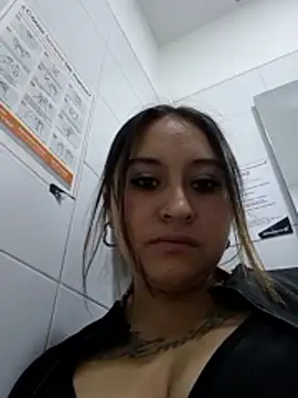 Snapshot of Lunabella3 chatting on November 2025 02:45:01 AM Lunabella3 online show from November 2025 02:45:01 AM