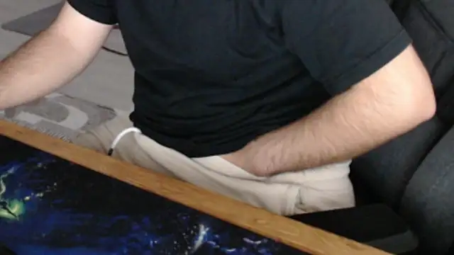 Snapshot of hardsharkk chatting on November 2025 08:24:01 AM hardsharkk online show from November 2025 08:24:01 AM