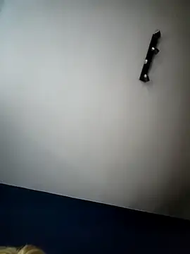 NaughtyClaudia  online show from November 2025 12:31:02 PM