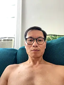 Snapshot of AssaBT chatting on November 2025 06:46:02 PM AssaBT online show from November 2025 06:46:02 PM