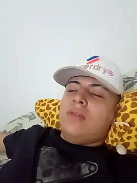 Extremen Exclusive online show from November 2025 10:59:02 PM