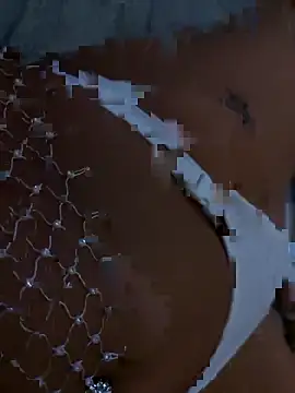 Snapshot of Mattyniik chatting on November 2025 06:52:01 AM Mattyniik online show from November 2025 06:52:01 AM