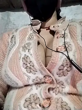 CUTE 123X online show from November 2025 04:40:01 PM