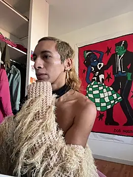 Snapshot of zinalastar chatting on November 2025 11:36:02 AM zinalastar online show from November 2025 11:36:02 AM