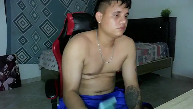 Snapshot of emr_master chatting on November 2025 07:14:02 AM emr master online show from November 2025 07:14:02 AM