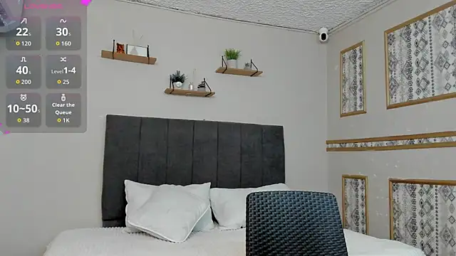 Snapshot of MIssZhoe chatting on November 2025 11:38:02 AM MIssZhoe online show from November 2025 11:38:02 AM