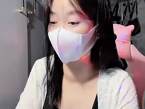 Hellen2999 online show from November 2025 04:39:02 PM