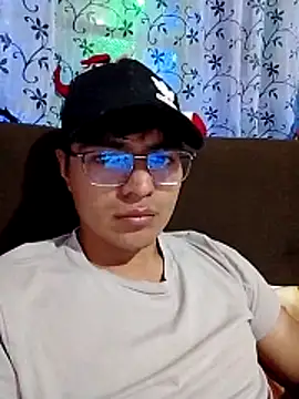 Snapshot of DANTE_ZX chatting on November 2025 02:00:02 AM DANTE ZX online show from November 2025 02:00:02 AM