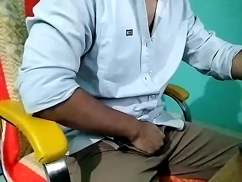 Snapshot of HandSome_Perverter chatting on November 2025 10:15:01 AM HandSome Perverter online show from November 2025 10:15:01 AM