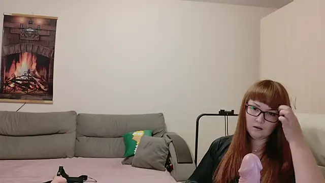 Snapshot of Foxy-lady chatting on October 2025 05:24:02 PM Foxy-lady online show from October 2025 05:24:02 PM