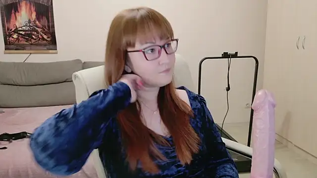 Snapshot of Foxy-lady chatting on October 2025 02:31:01 PM Foxy-lady online show from October 2025 02:31:01 PM