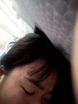 Snapshot of Xuca-bits chatting on December 2025 04:59:02 PM Xuca-bits online show from December 2025 04:59:02 PM