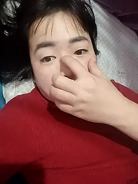 Snapshot of Xuca-bits chatting on December 2025 04:23:01 PM Xuca-bits online show from December 2025 04:23:01 PM