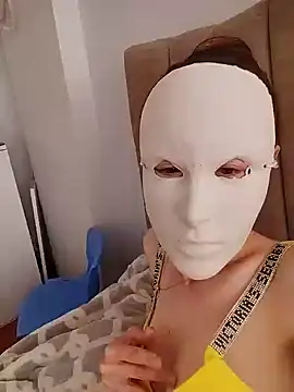 Snapshot of alalora09 chatting on November 2025 12:38:01 PM alalora09 online show from November 2025 12:38:01 PM