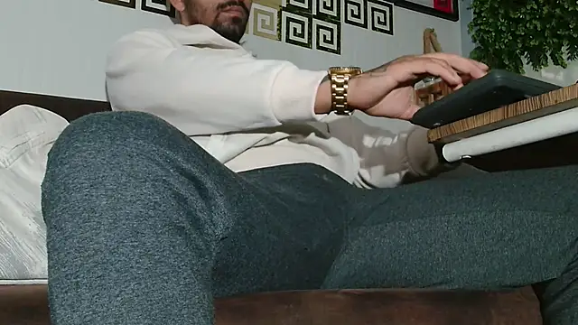 Nigel BoydXX online show from November 2025 10:26:02 AM