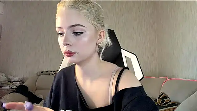 DayleSileo online show from November 2025 11:10:02 AM