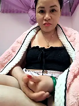 Snapshot of dis_princess chatting on December 2025 10:35:01 AM dis princess online show from December 2025 10:35:01 AM