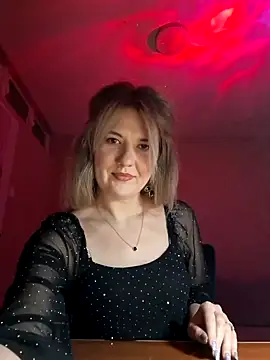 Snapshot of purplemoon1 chatting on December 2025 09:10:02 PM purplemoon1 online show from December 2025 09:10:02 PM