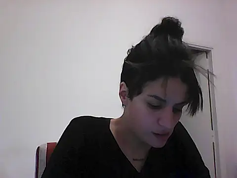 Zoemhot online show from November 2025 06:51:01 PM