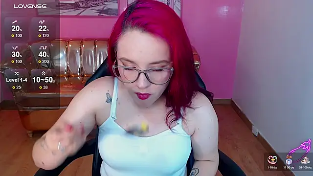 holly t  online show from November 2025 04:34:02 AM