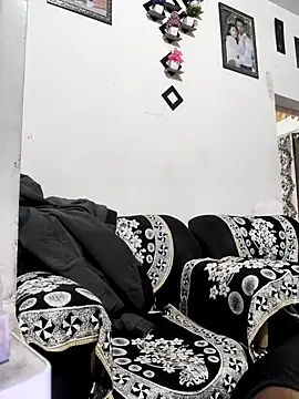 Snapshot of yashkal chatting on November 2025 06:57:01 AM yashkal online show from November 2025 06:57:01 AM