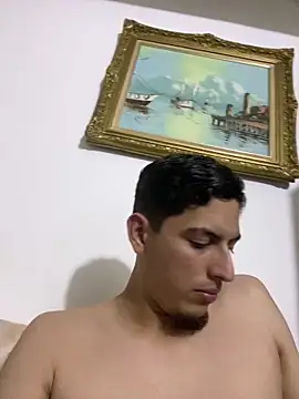 brytcesar28 online show from November 2025 03:50:01 AM