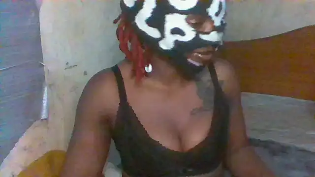 Snapshot of swissbooty chatting on December 2025 01:15:01 PM swissbooty online show from December 2025 01:15:01 PM