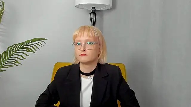 OrphaPerkins online show from November 2025 07:07:01 AM