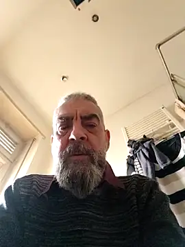 Snapshot of Gattopazzo667 chatting on November 2025 02:38:01 PM Gattopazzo667 online show from November 2025 02:38:01 PM