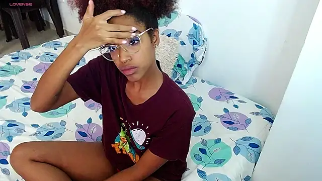 Snapshot of pleasing_charlotte chatting on December 2025 08:18:02 PM pleasing charlotte online show from December 2025 08:18:02 PM