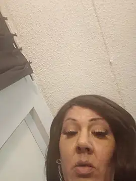 Adrianna505 online show from November 2025 04:34:02 AM