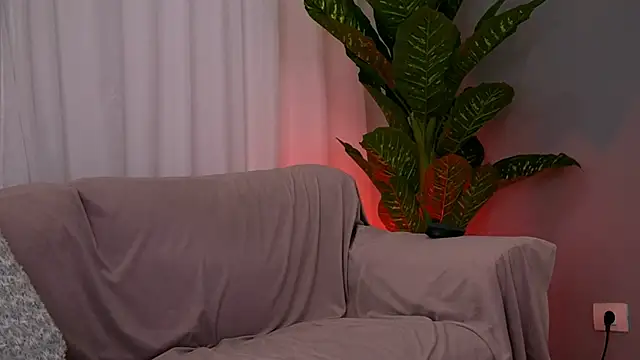 Snapshot of VanessaSinX chatting on December 2025 08:39:01 PM VanessaSinX online show from December 2025 08:39:01 PM