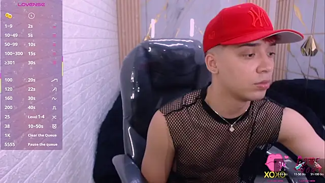 Snapshot of Gerald_rey chatting on November 2025 12:38:01 PM Gerald rey online show from November 2025 12:38:01 PM