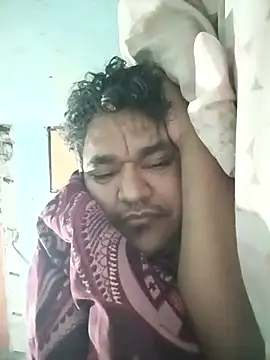 Snapshot of Pelextronos chatting on November 2025 05:40:01 AM Pelextronos online show from November 2025 05:40:01 AM