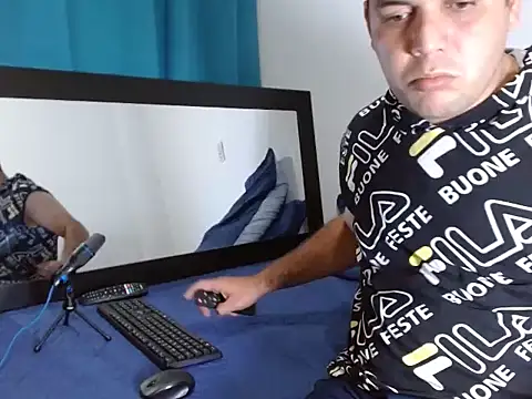 Snapshot of Kevin_Marcano chatting on November 2025 12:22:01 AM Kevin Marcano online show from November 2025 12:22:01 AM